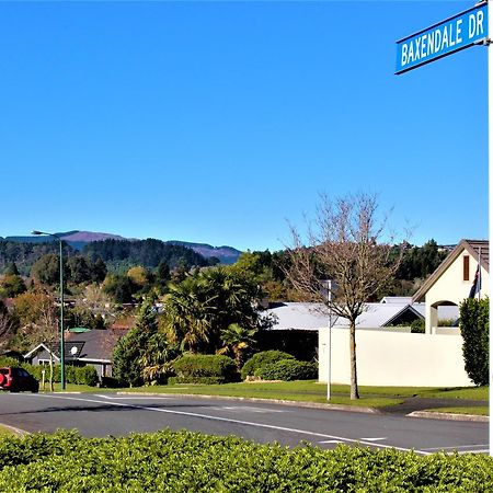 Family Getaway Villa Rotorua Exterior photo